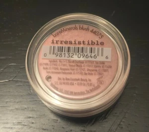BAREMINERALS BARE ESCENTUALS . IRRESISTIBLE BLUSH - .85g - SEALED & AUTHENTIC - Picture 1 of 2