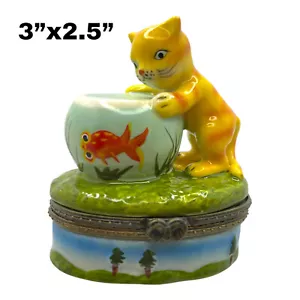 Cat Fishing in bowl porcelain miniature Trinket/Pill Box (BROKEN HINGE) - Picture 1 of 5