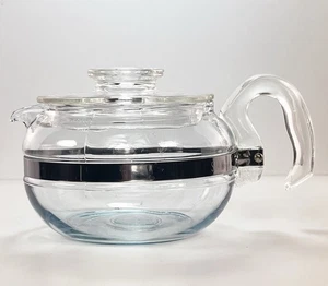 Pyrex Vintage USA Flameware Glass Teapot 8446-B With Lid 6 Cup Metal Band - Picture 1 of 23