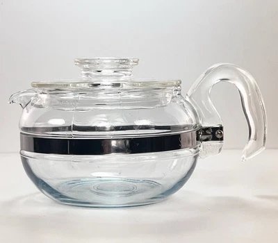 Pyrex Vintage USA Flameware Glass Teapot 8446-B With Lid 6 Cup Metal Band - Image 1 of 4