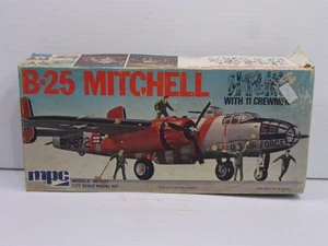 MPC B-25 Mitchell model kit scala 1/72 1974 aereo militare aeronautica militare - Foto 1 di 6
