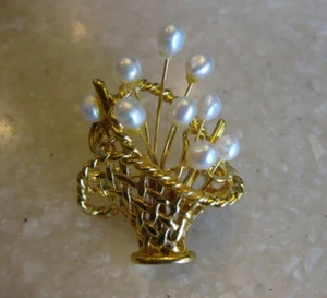 Small Gold Tone Basket Pin Brooch w/ Faux Pearl Flowers  - Picture 1 of 5