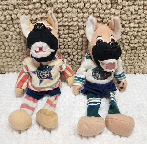 Lot Of  2 Rare Vintage IHL Houston Aeros Chilly K9 Dog Mascot Plush Toy Cover