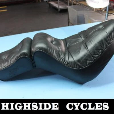 1433 89 HARLEY-DAVIDSON SOFTAIL FXST 2 UPS SEAT PILLIOW - Image 1 of 4