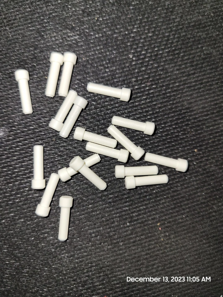 Deutsch 114017, Sealing Plug, DT/DTP Series Plugs and Receptacles (PK-100ea) - Image 1 of 1