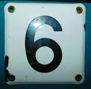 ANCIENNE PLAQUE ÉMAILLÉE NUMÉRO DE RUE . 6/9 . 12x12 cm .ENAMELLED STREET NUMBER - Picture 1 of 5