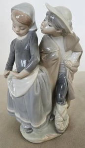 Lladro #1188 "Little Couple Kissing" - RETIRED RARE Porzellan Figur - Spanien - Bild 1 von 5