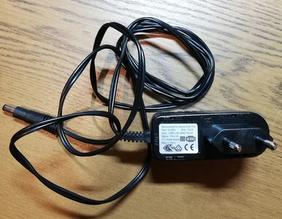 Steckernetzteil für Speedport W 701V 15.2230. IP 40 T40/B 12V=/1A 230V~/50 -235- - Bild 1 von 3