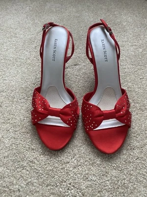 Karen Scott Romeo red satin strappy slingback heels, size 9 - Image 1 of 4