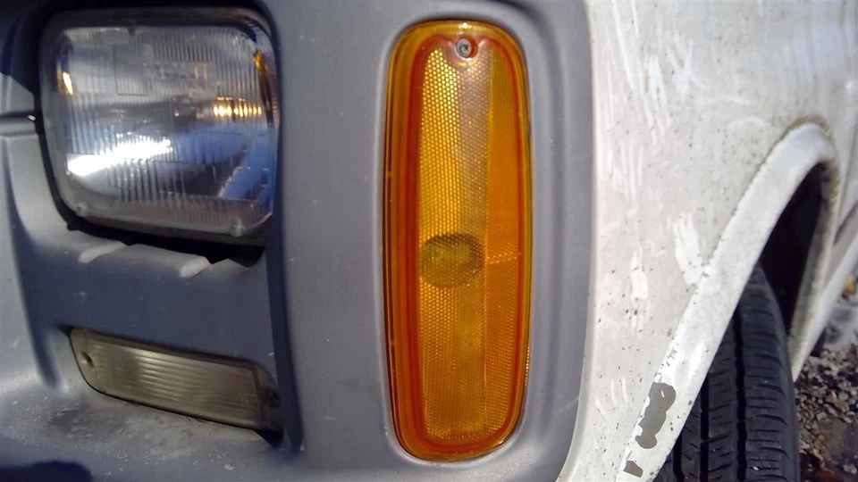 Conjunto de luz marcadora lateral usada se adapta a: Chevrolet Express 3500 2000 furgoneta marca lateral Foto 1 de 4