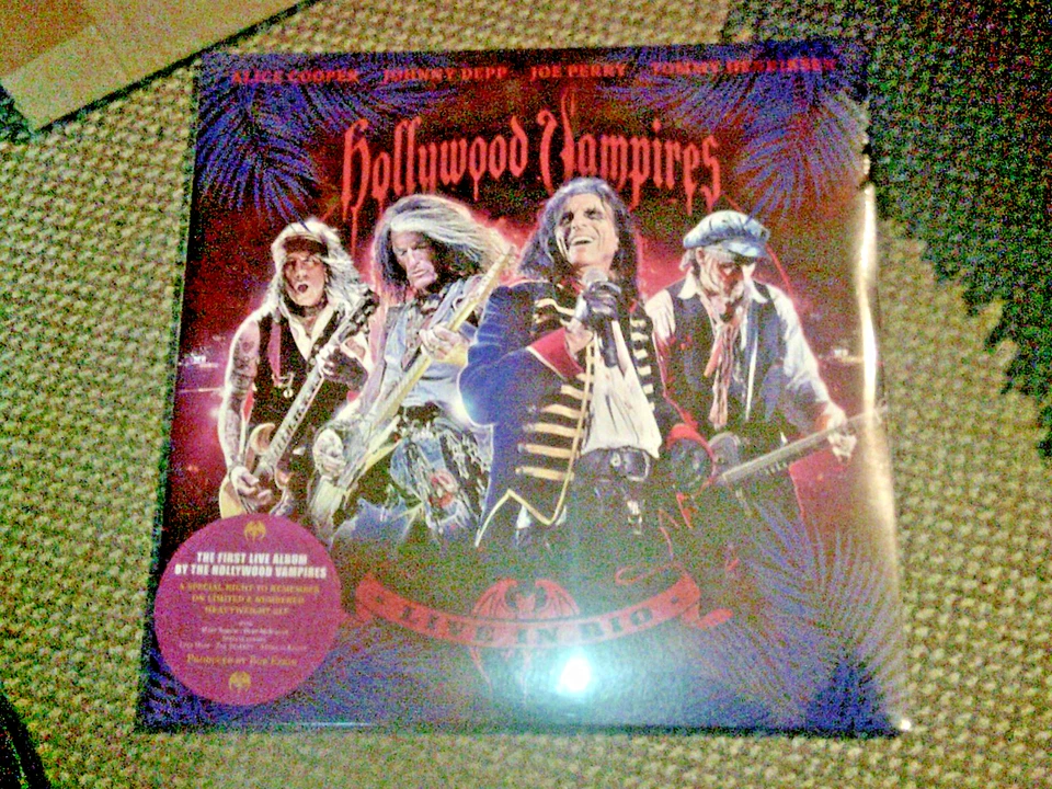 Hollywood Vampires - Live In Rio   LIMITED  VINYL   2LPs   180gr.  NEU  (2023) - Bild 1 von 1
