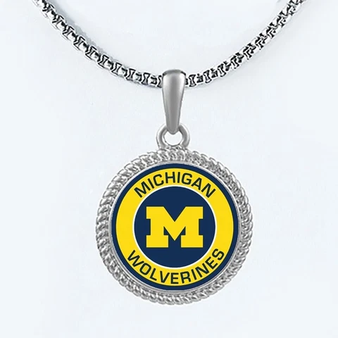 Michigan Wolverines Mens Womens 20" Lnk Chain Pendant Necklace w Gift Pkg D22 Cover
