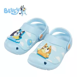 BLUEY BOYS GIRLS CLOGS + LIGHT UP BADGE SUMMER SLIP ON BEACH SLIDER UK SIZE 6-12 - Picture 1 of 5