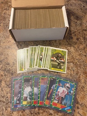 Juego completo de fútbol americano Topps 1986 (396) Rice RC blanco joven RC con juego de 1000 yardas Foto 1 de 4