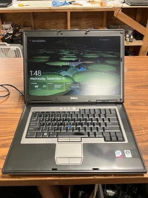 Dell Latitude D830 Laptop | Core 2 Duo 2.0GHz | 4GB RAM | 128GB SSD | NVIDIA NVS - Image 1 of 4