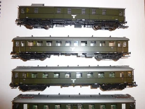 Modellbahn Roco Personenwagen - Bild 1 von 9