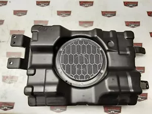 2015-2018 Dodge Durango OEM Beats Rear Speaker Subwoofer 68258456AA - Picture 1 of 4