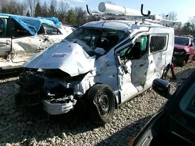 Used Front Right Door Vent Glass Front fits: 2022 Ford Transit connect stationar - Imagem 1 de 4