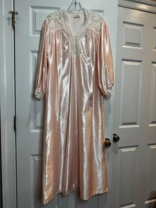 Vintage Ilise Stevens Nightgown Women's Medium Soft Pink Satin Cottage Core - Picture 1 of 18