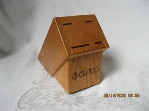 CUTCO Wooden Honey Oak Countertop 4 Slot Knife Holder / Storage EXCELLENT - USA - Picture 1 of 6