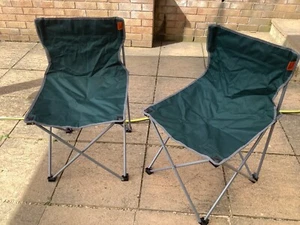 Easy Camp 2 Lightweight Folding Chairs in Green with bag in excellent condition - Picture 1 of 6
