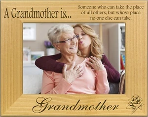 A Grandmother is lasergraviertes Holzbilderrahmen Landschaft (5 x 7) - Bild 1 von 2