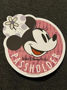 Disney World Passholder 2019 Essen/Wein Magnet Chef Minnie Mouse Kostenloser Versand - Bild 1 von 1