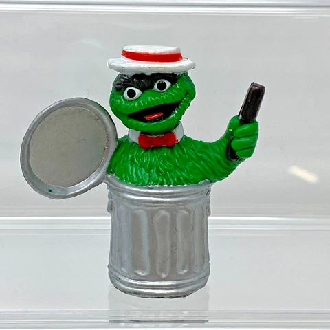 Vintage Sesame Street OSCAR THE GROUCH Figure Tara Toy Cover