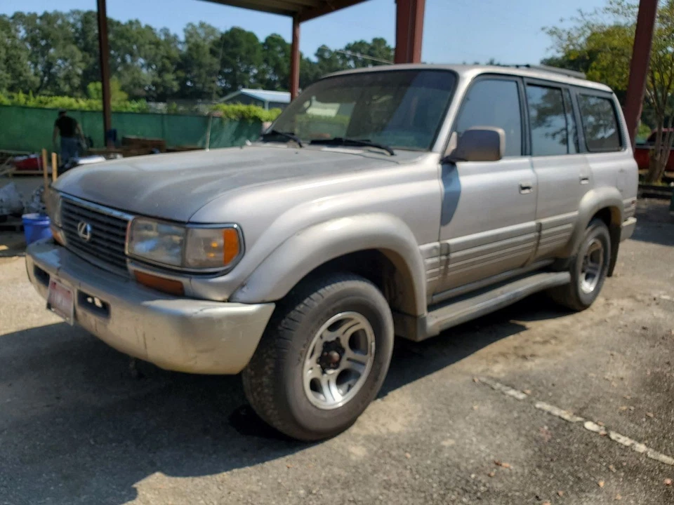 Lexus LX450 1996 1997 1998 OEM par de brazos de control inferiores delanteros  Foto 1 de 4