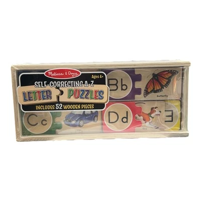 Rompecabezas de letras alfabeto autocorrectoras Melissa & Doug Foto 1 de 2