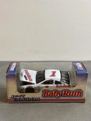 Jeff Gordon 1992 Baby Ruth HO 1/64 Action Diecast - Imagem 1 de 2