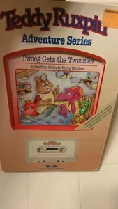 Worlds of Wonder: TEDDY RUXPIN - Tweeg bekommt die Pinzette in Box - Buch und Band - - Bild 1 von 1