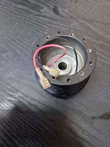 Mitsubishi Sigma GJ Steering wheel boss - Picture 1 of 4