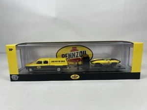 M2 Machines 1/64 1973 Gmc Sierra 3500/1959 Chevy Corvette S42 - Picture 1 of 7