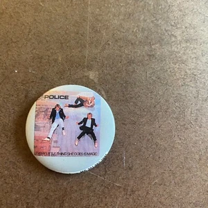 Vintage The Police Sting Every Little Thing Button Badge Pin 80s Music 1.25" - Imagen 1 de 2
