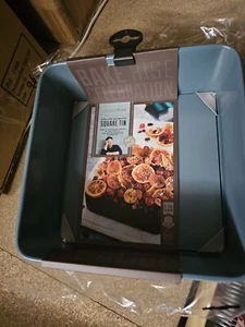 Jamie Oliver Square Baking Tin - Picture 1 of 2