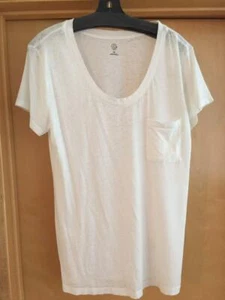 T&B Men's Deep Round Neck T-Shirt - Picture 1 of 3