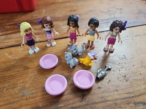 Lego Friends Minifigure Lot of 5 Woman Girl Female W/ Extras - Picture 1 of 5