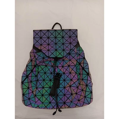 Mochila Geométrica Iridiscente Issey Miyake Bao Bao Bolso Prisma Foto 1 de 4