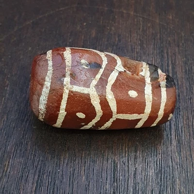 Etc-J1 antique tibetan etched agate bead decorated carnelian beads - Image 1 of 4
