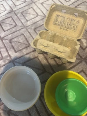 Muñeca bebé Gerber vintage 3 cuencos de alimentación, para otros cuencos y caja de huevos Foto 1 de 4