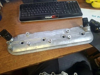 GM PERFORMANCE CRATE 525RLB RACING VENTED VALVE COVER -16 - Image 1 of 4
