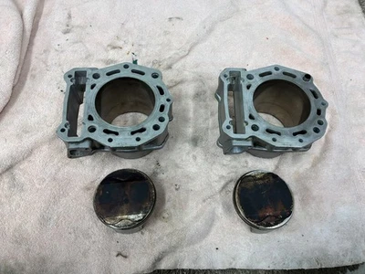 Aprilia Dorsoduro 750 2009 cilindros y pistones vintage Ahrma MX Calvmx Foto 1 de 4