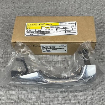 Manija de puerta exterior delantera genuina Hyundai 2013-2019 Hyundai Santa Fe 82651 2W710 Foto 1 de 4