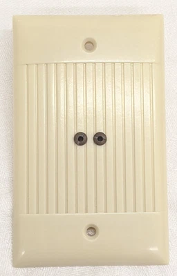 Sierra Electric Marfil Acanalado Baquelita Art Deco Cubierta Placa D-13 JS Foto 1 de 3