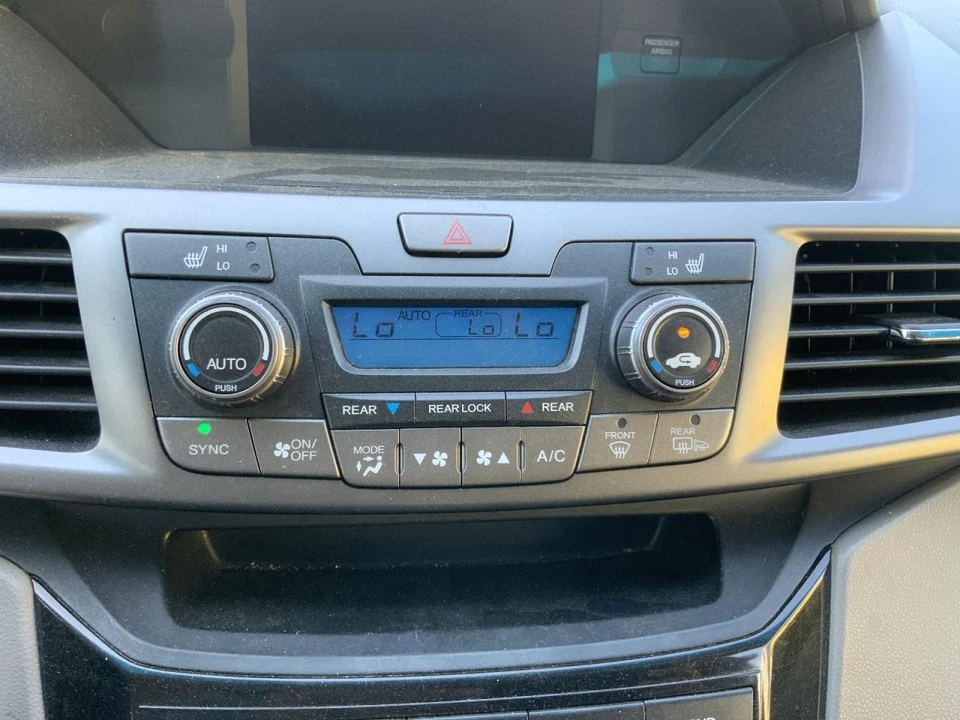 OEM Climate Control Dash Mounted EX-L Leather  11-17 Honda ODYSSEY 1362045 Foto 1 de 4