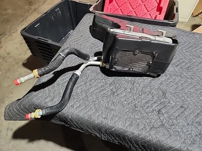 Dodge Charger Challenger Hellcat 2015-2023 6,2 L OEM enfriador de aceite con líneas/conducto Foto 1 de 4