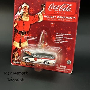 Johnny Lightning Coca-Cola Holiday 1965 Chevelle Wagon grün/weiß RR's - Bild 1 von 2