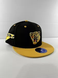 SOMBRERO AJUSTADO OSAKA TIGERS EFF ADN EBBETS FIELD NEGRO AMARILLO TALLA 7 1/2 PARA HOMBRE NUEVO - Imagen 1 de 8