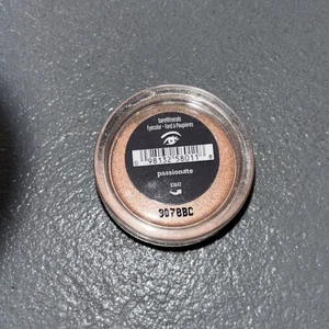 BAREMINERALS Loose Eyecolor - PASSIONATO - 0,02 oz nuovo sigillo rotto vedi foto - Foto 1 di 2